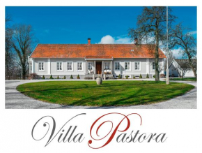 Villa Pastora Bed & Breakfast in Hammenhög
